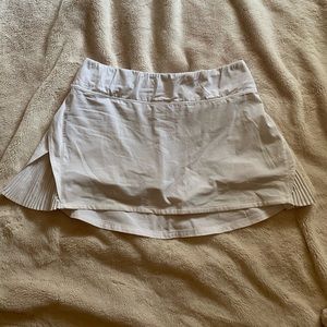 White lululemon tennis skirt size 6